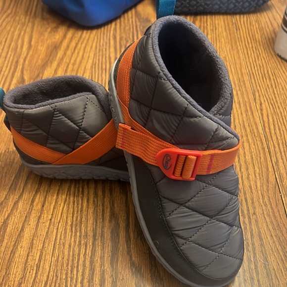 Chaco ramble puff, grey and orange, excellent condition worn once, kids size 6 - Picture 3 of 7